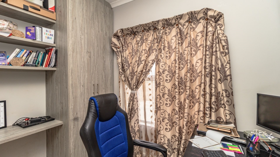 3 Bedroom Property for Sale in Parklands Western Cape